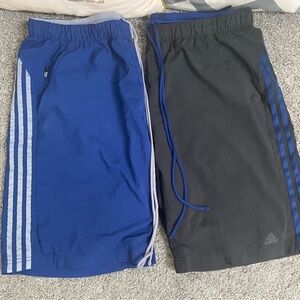 (2)Adidas Climacool Shorts w/pkts,zipper,drawstring
Size:XL. Some wear.Loose fit